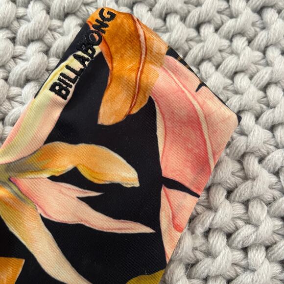 Billabong• Wave Tribe Fiji Bikini Bottom - Picture 4 of 7